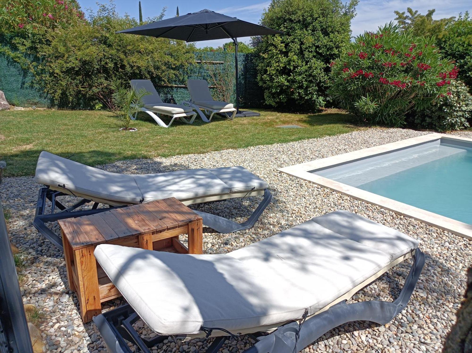 Anduze Gite Les Pins Au "Petit Clos Des Cigales" Massillargues-Attuech المظهر الخارجي الصورة